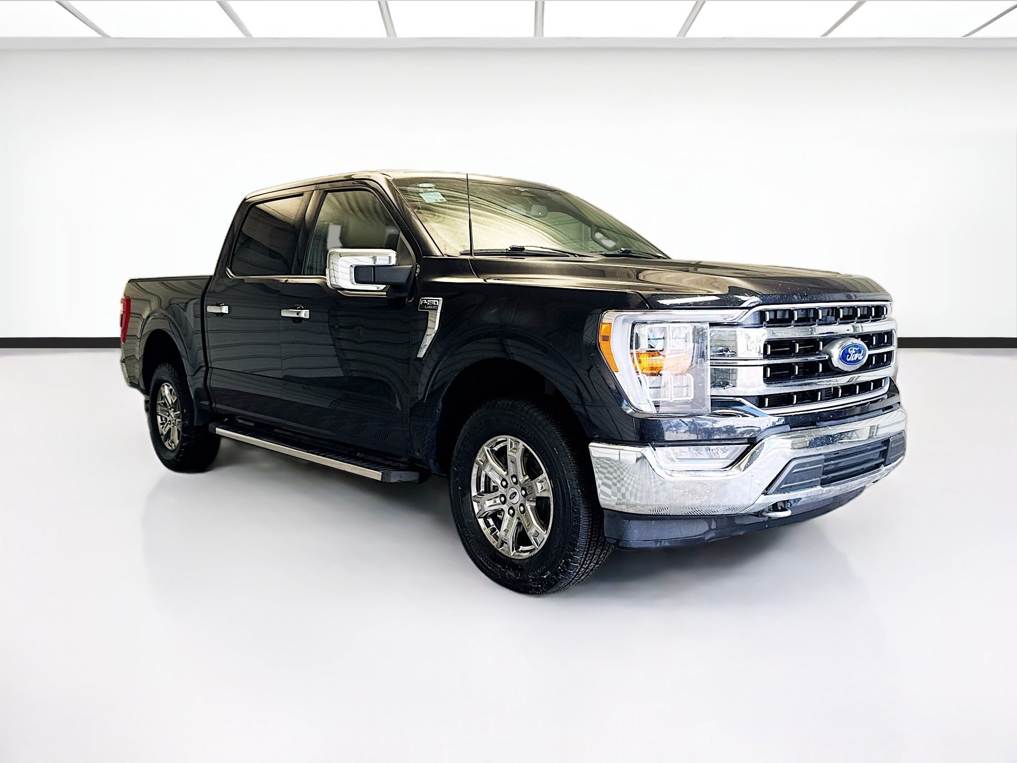 Used 2023 Ford F150 Lariat AWD/4WD image 3