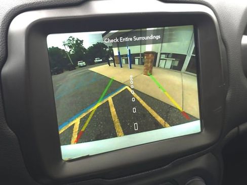 Used 2021 Jeep Renegade Limited w/ Sun & Sound Group image 19