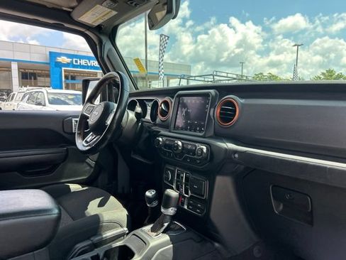 Used 2021 Jeep Gladiator Mojave AWD/4WD image 31