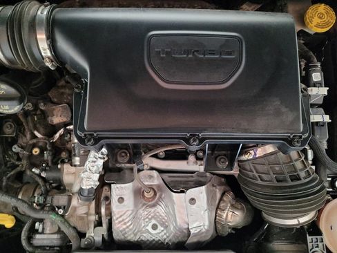 Used 2024 Jeep Compass Trailhawk image 31