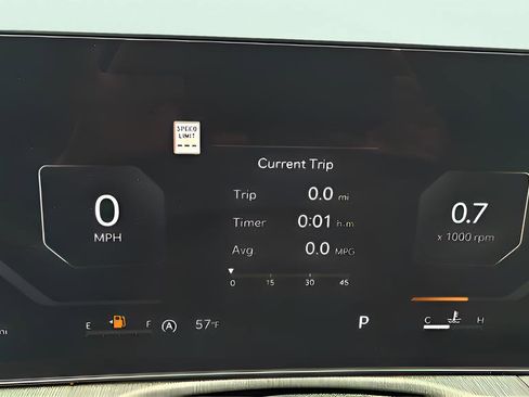 New 2026 Kia Sportage X-Line w/ X-Line Technology Package AWD/4WD image 13