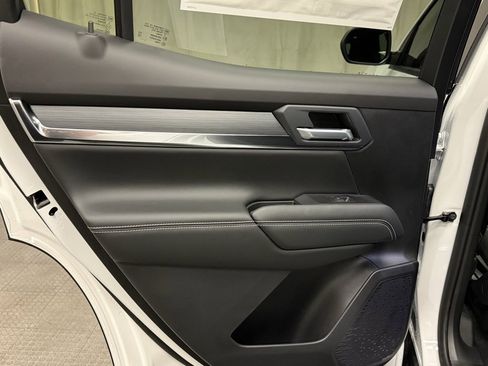 New 2026 GMC Terrain Elevation image 22