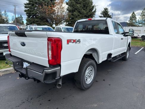 New 2026 Ford F250 XL w/ FX4 Off-Road Package image 4