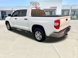 Used 2020 Toyota Tundra SR5 AWD/4WD video 3