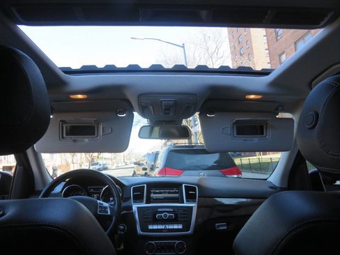 Used 2015 Mercedes-Benz ML 350 4MATIC image 13