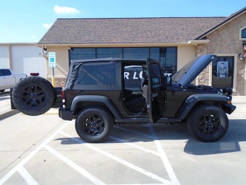Used 2012 Jeep Wrangler Sport image 20