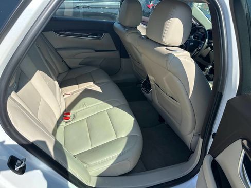 Used 2016 Cadillac XTS Premium image 4