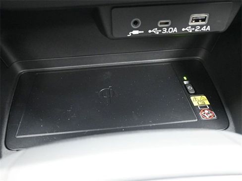 New 2025 Subaru Crosstrek 2.5i Limited w/ Crosstrek Mirror Package image 13