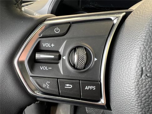 Used 2025 Acura RDX SH-AWD image 19