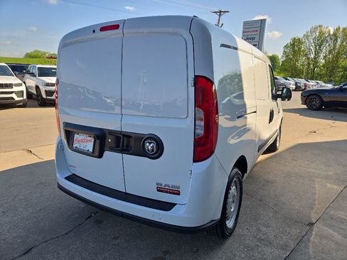 Used 2022 RAM ProMaster City Tradesman FWD image 11