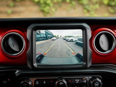 Used 2020 Jeep Gladiator Rubicon image 31