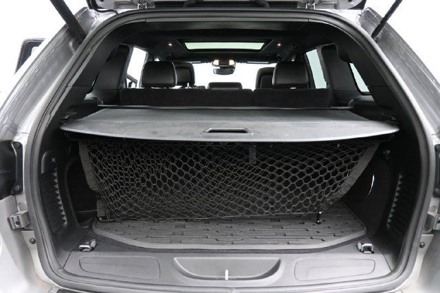 Used 2021 Jeep Grand Cherokee Limited w/ Luxury Group II AWD/4WD image 28