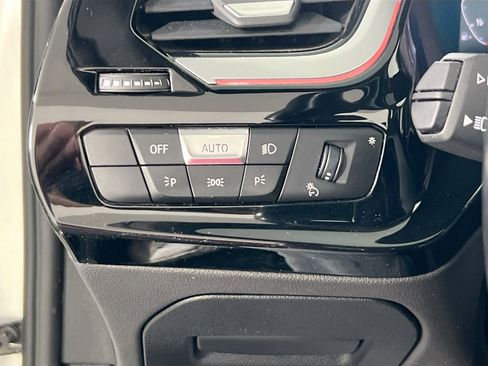 Used 2022 BMW Z4 sDrive30i w/ Driving Assistance Package image 10