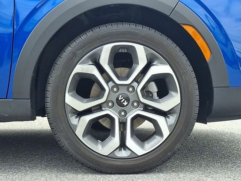 Certified 2021 Kia Soul X-Line FWD image 8
