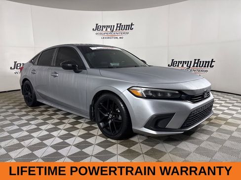Used 2022 Honda Civic Sport image 4