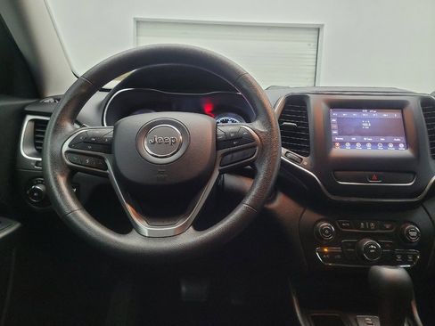 Used 2019 Jeep Cherokee Latitude w/ Popular Appearance Group image 22