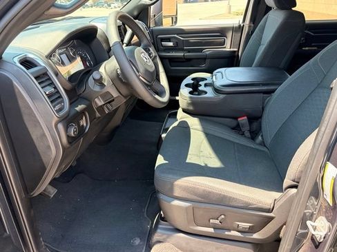Used 2025 RAM 2500 Big Horn AWD/4WD image 11
