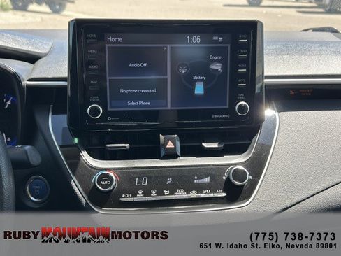 Used 2022 Toyota Corolla LE w/ Carpet Mat Package (TMS) FWD image 17