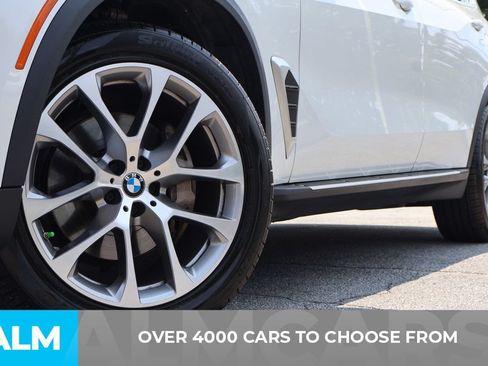 Used 2024 BMW X5 sDrive40i w/ Premium Package RWD image 2