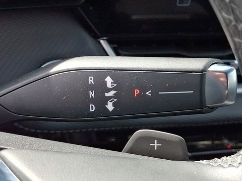 Used 2025 Chevrolet Equinox LT AWD/4WD image 14
