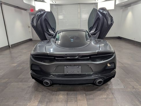 Used 2022 McLaren GT image 22
