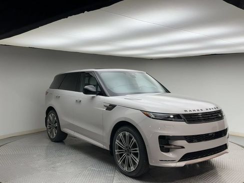 Certified 2026 Land Rover Range Rover Sport Dynamic SE AWD/4WD image 8
