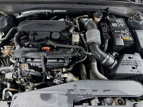 Used 2021 Kia K5 LXS image 28