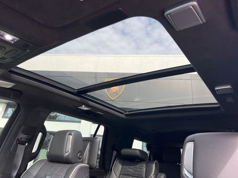 Used 2023 Cadillac Escalade V image 24