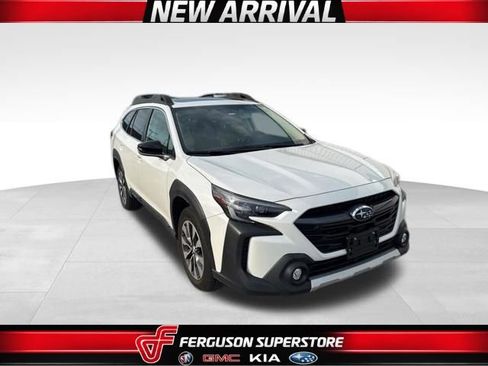 Used 2024 Subaru Outback Limited AWD/4WD image 1