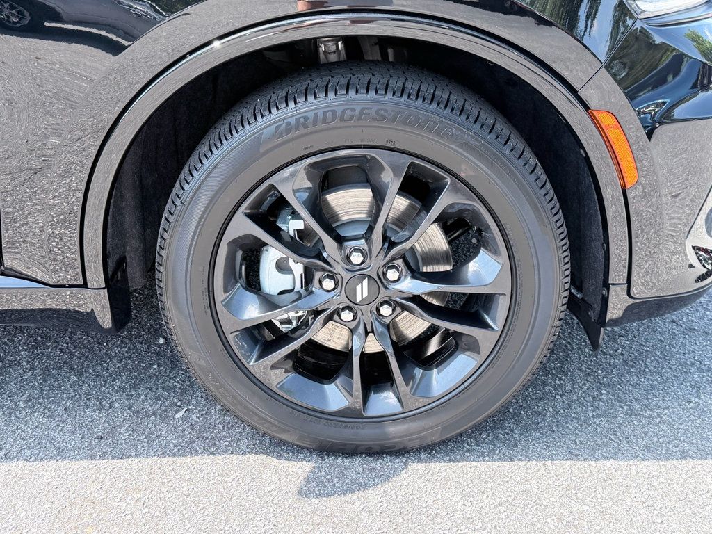 New 2026 Dodge Durango GT w/ Blacktop Package RWD image 38