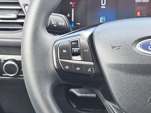 Used 2025 Ford Escape Active AWD/4WD image 23