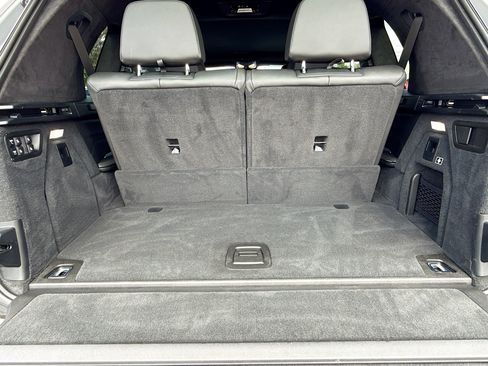 Used 2023 BMW X7 M60i w/ Executive Package image 11