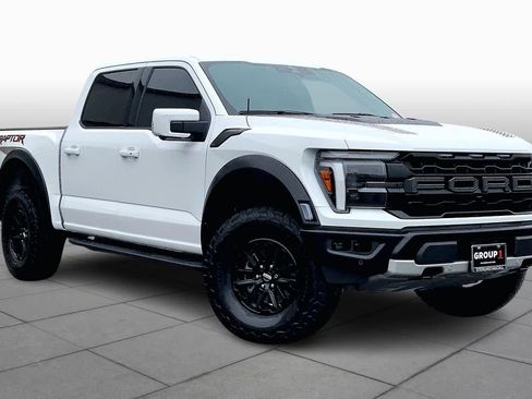 Used 2025 Ford F150 Raptor image 3