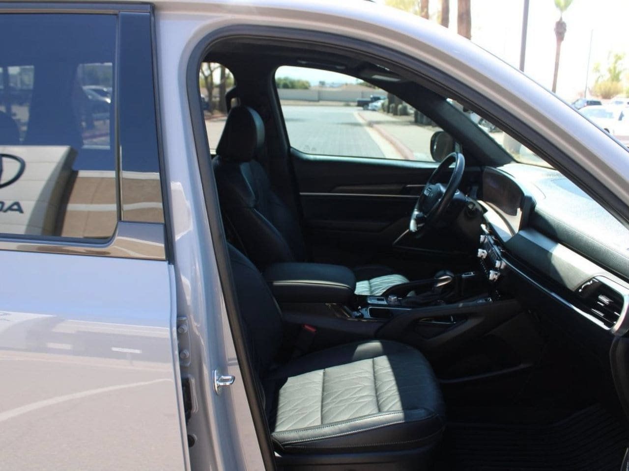 Used 2024 Kia Telluride SX Prestige X-Line AWD/4WD image 16