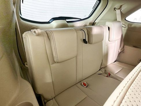 Used 2016 Toyota Highlander Limited image 28