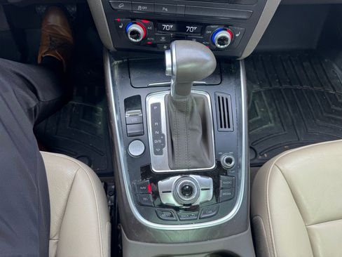 Used 2017 Audi Q5 2.0T Premium Plus w/ Technology Package image 12