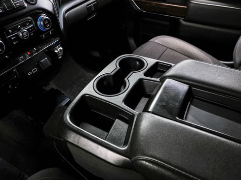 Used 2022 GMC Sierra 2500 SLE w/ SLE Convenience Package image 27