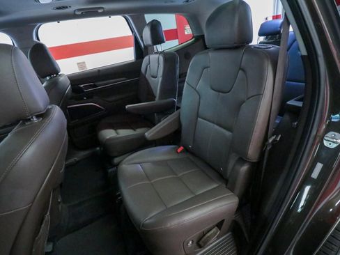 Used 2021 Kia Telluride SX FWD image 13