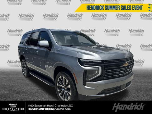 Used 2025 Chevrolet Tahoe High Country w/ Sun And Tow Package AWD/4WD image 1