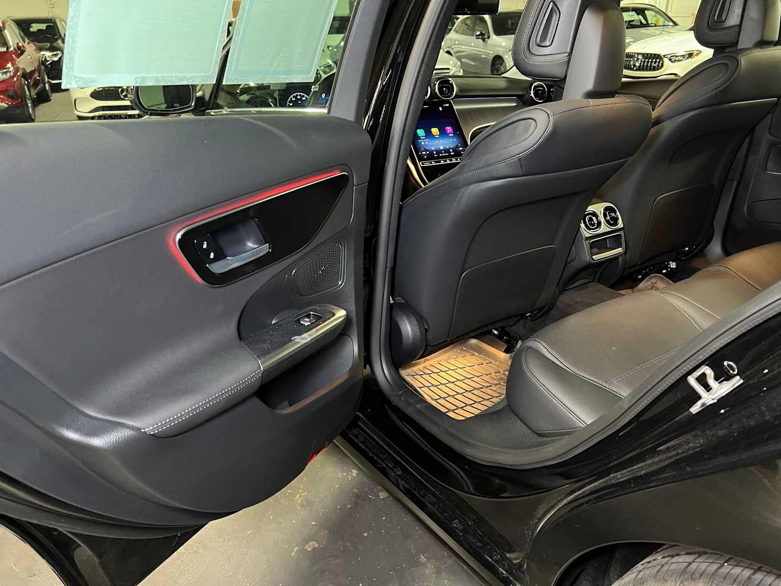 Used 2026 Mercedes-Benz C 300 4MATIC Sedan image 18