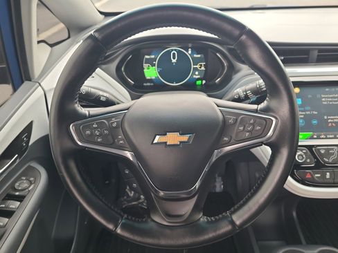Used 2020 Chevrolet Bolt Premier w/ Infotainment Package image 16