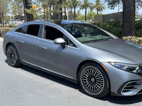 Used 2022 Mercedes-Benz EQS 450+ Sedan image 41