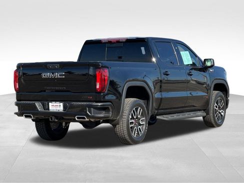 Used 2025 GMC Sierra 1500 AT4 w/ AT4 Premium Package AWD/4WD image 5