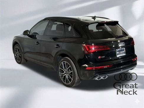 Used 2023 Audi SQ5 Premium Plus w/ Premium Plus Package image 7