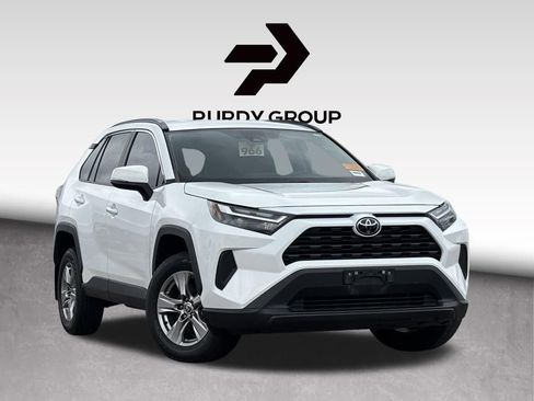 Used 2023 Toyota RAV4 XLE image 1