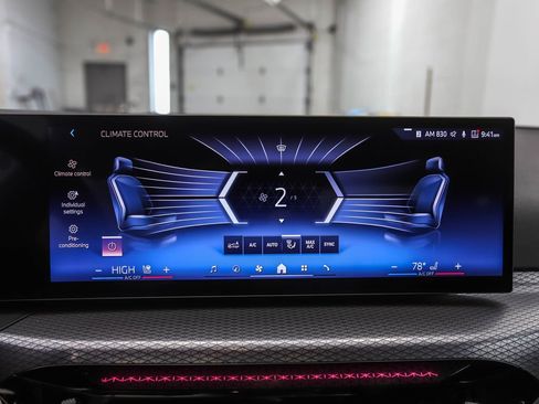 Used 2026 BMW 330i xDrive Sedan image 18