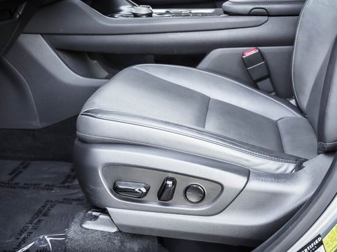 Used 2023 Lexus RZ 450e Premium w/ Accessory Package (Z1) image 11