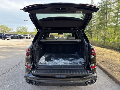New 2026 BMW X5 xDrive40i AWD/4WD image 24