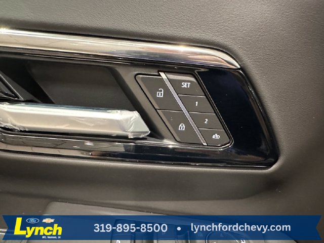 New 2026 Chevrolet Tahoe High Country AWD/4WD image 9