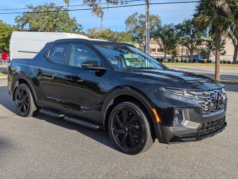 Used 2024 Hyundai Santa Cruz Night image 2
